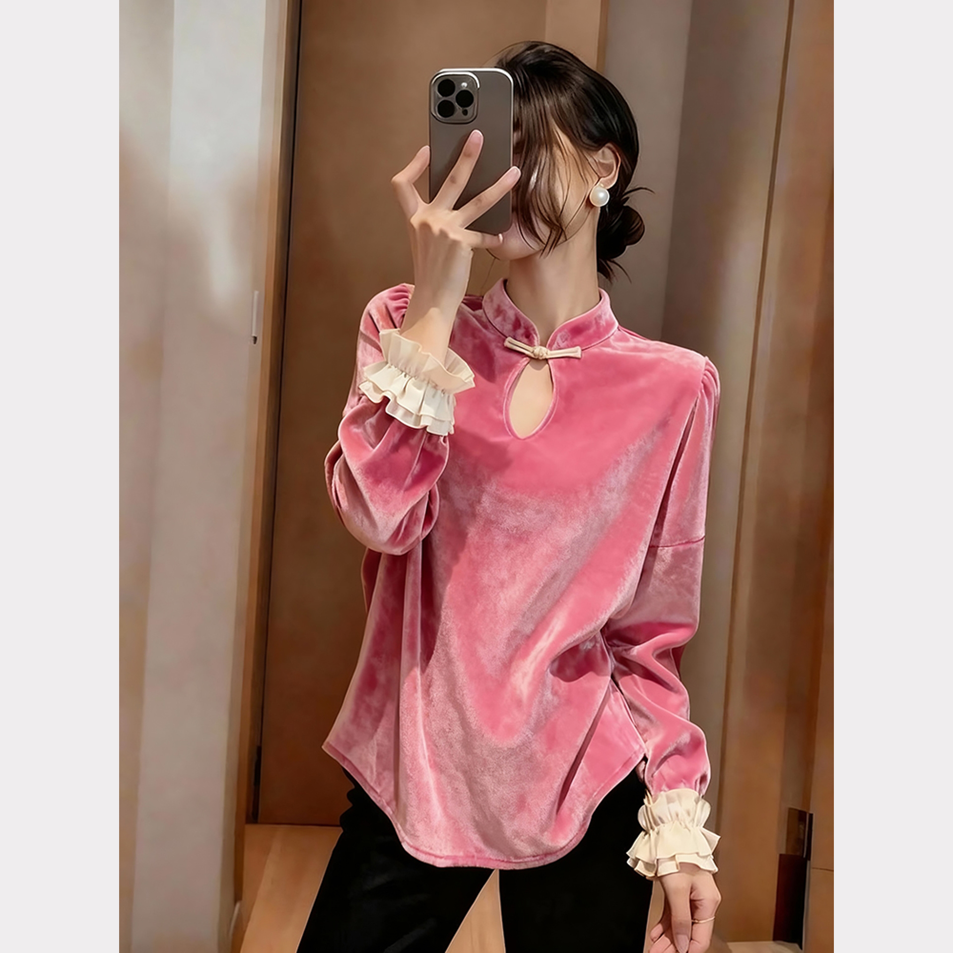 新中式国风丝绒衬衫女冬2025新款内搭高级感独特漂亮巨好看厚上衣