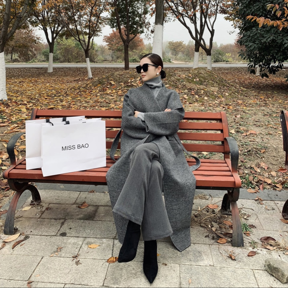 Miss Bao 侧边高开叉双面绒大衣