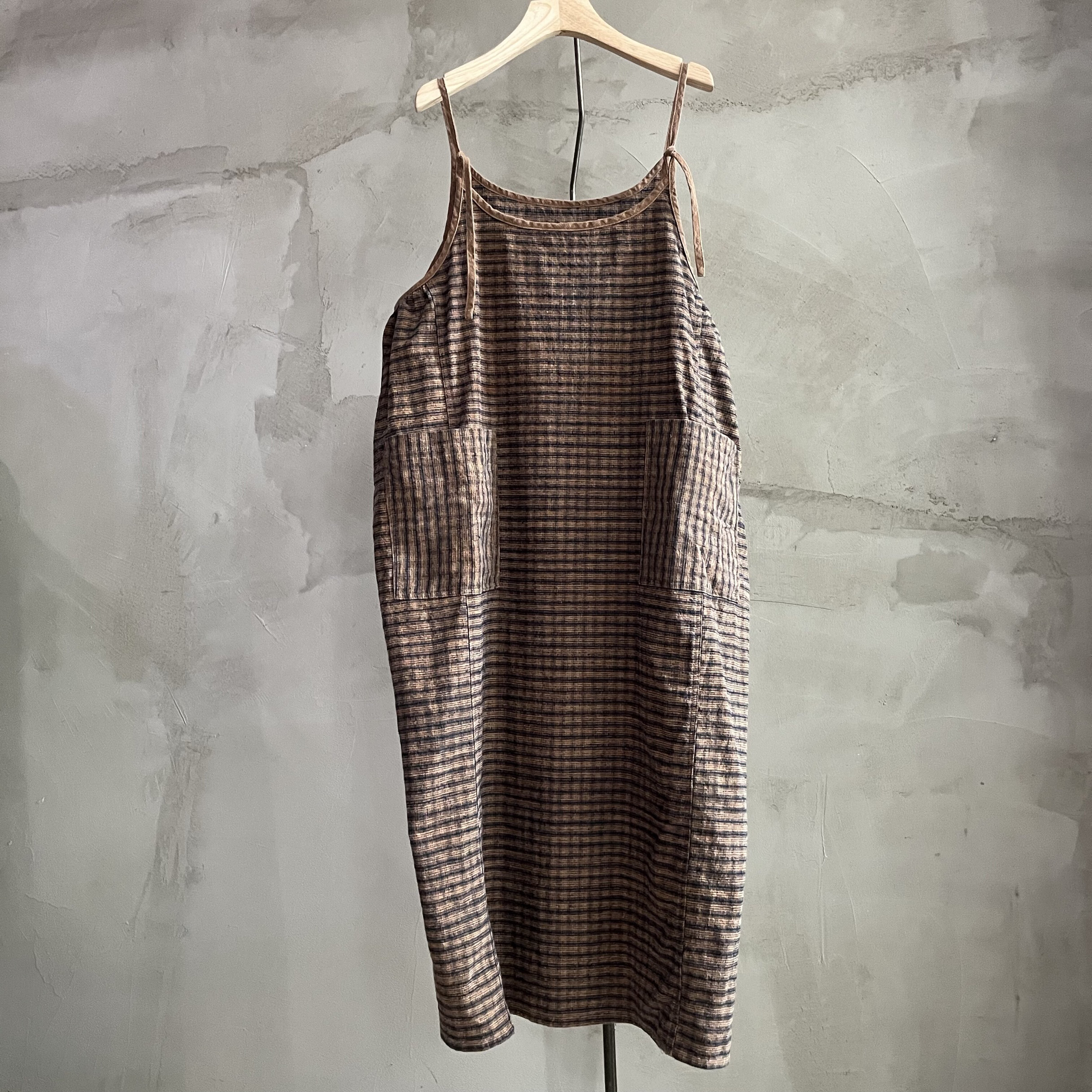 沉香布衣草堂老布格子柿染吊带背心裙2025秋 可调节系带式 古古麦