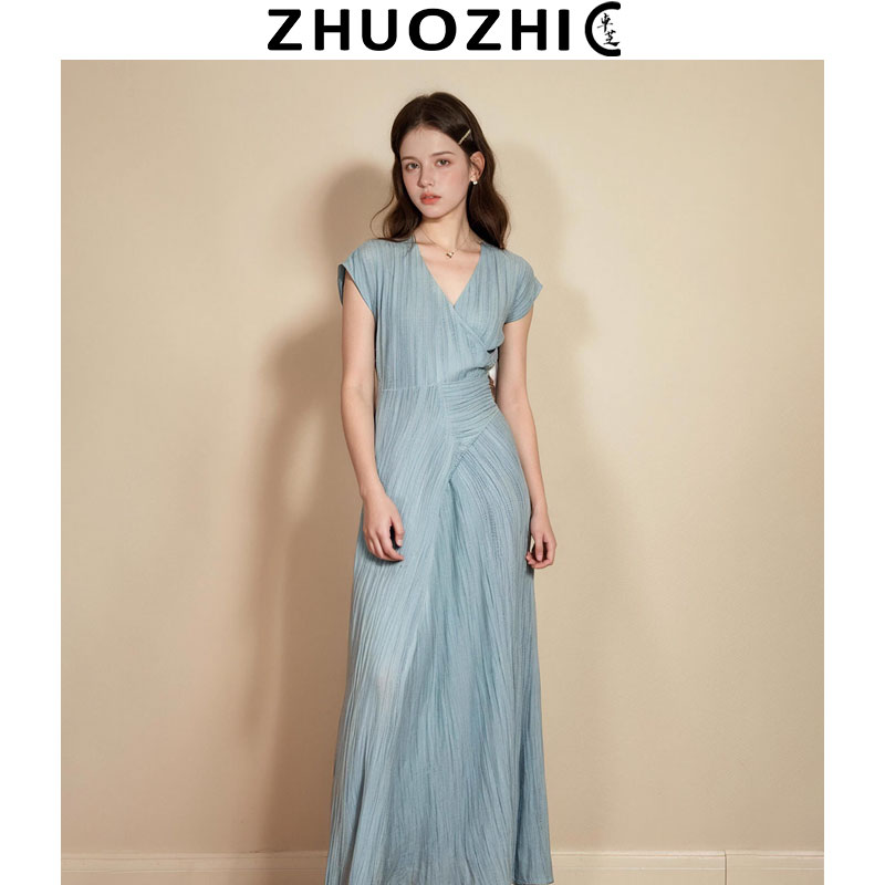 [卓芝]法式高级感气质条纹连衣裙2025夏季新款轻奢收腰显廋裙子