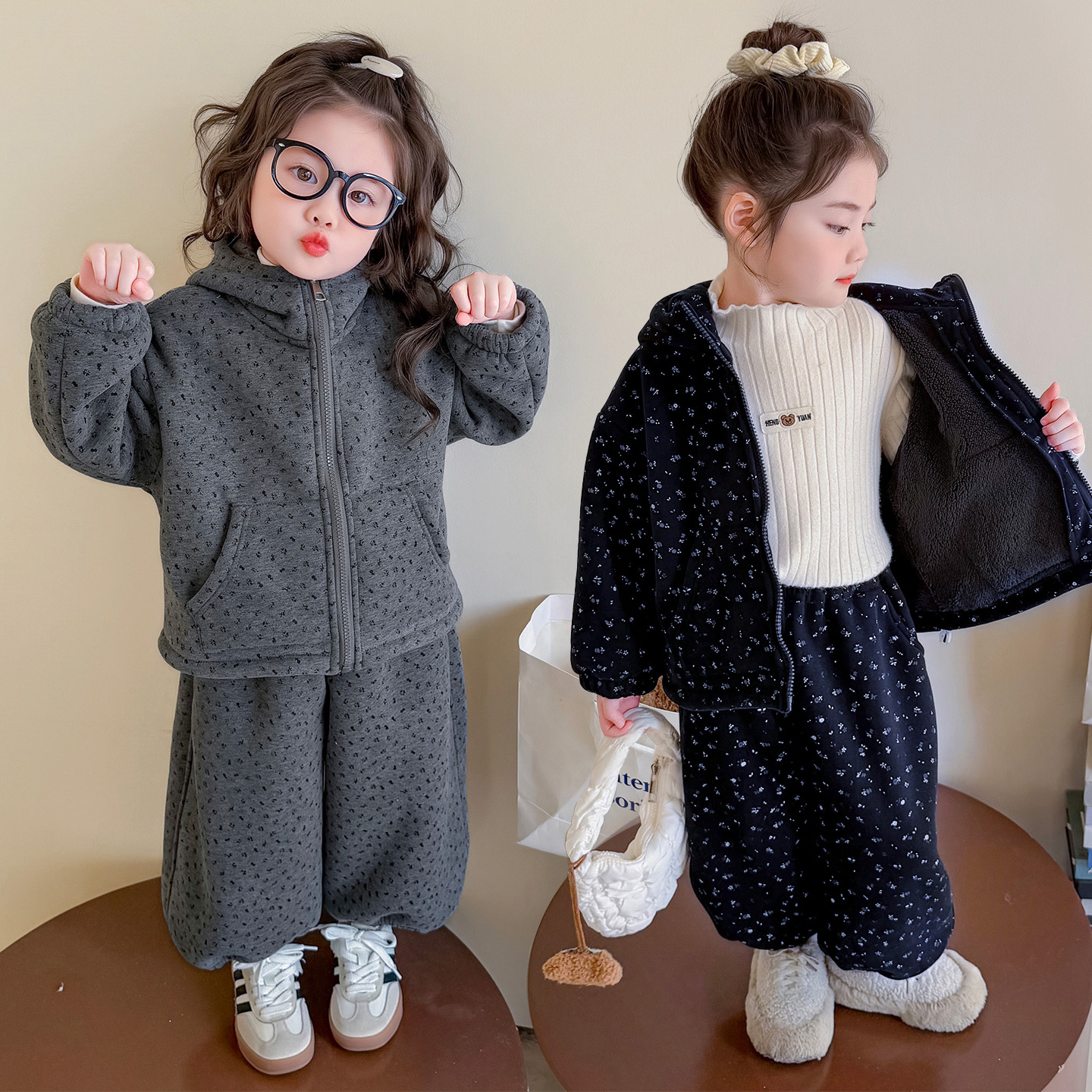 女童韩系碎花加绒套装2025秋冬新款儿童宝宝洋气连帽卫衣外套卫裤