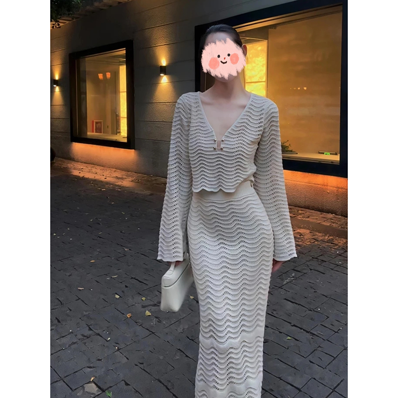 小众女装早秋新款高级名媛财阀千金风上衣半身裙针织套装