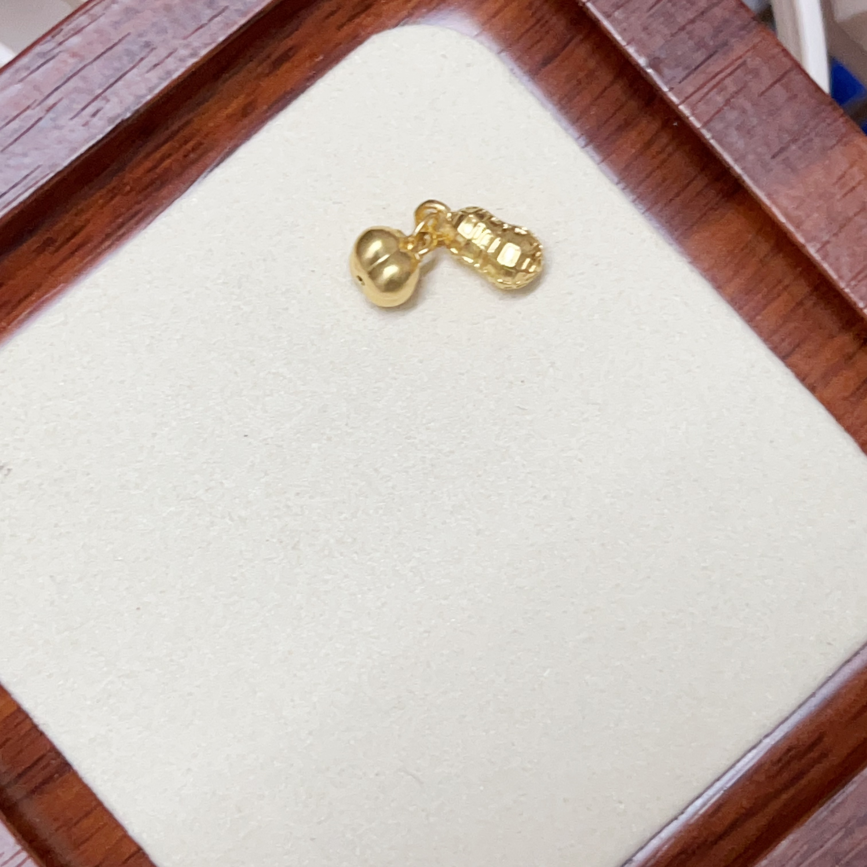 足金999好事发生连体小花生杮子滴溜小吊坠3D硬金