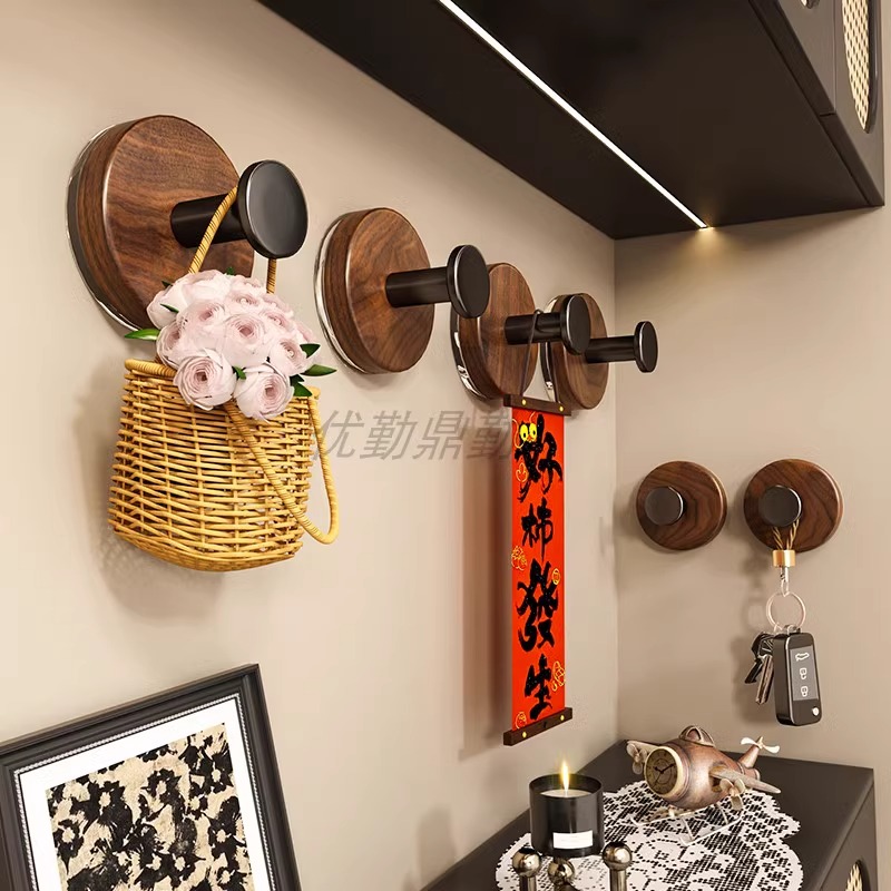 无痕吸盘挂钩免打孔门后挂钩壁挂贴墙卧室中古风衣帽钩强力粘胶