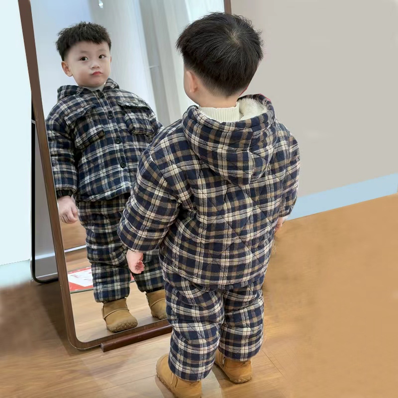 男女童通用休闲风厚款拉链套装秋冬加厚男童冬装家居服