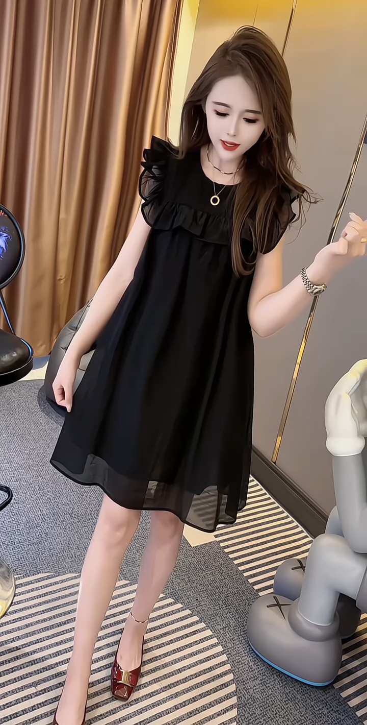 韩版雪纺连衣裙女2025夏季新款荷叶边娃娃裙宽松纯色显瘦A字裙子