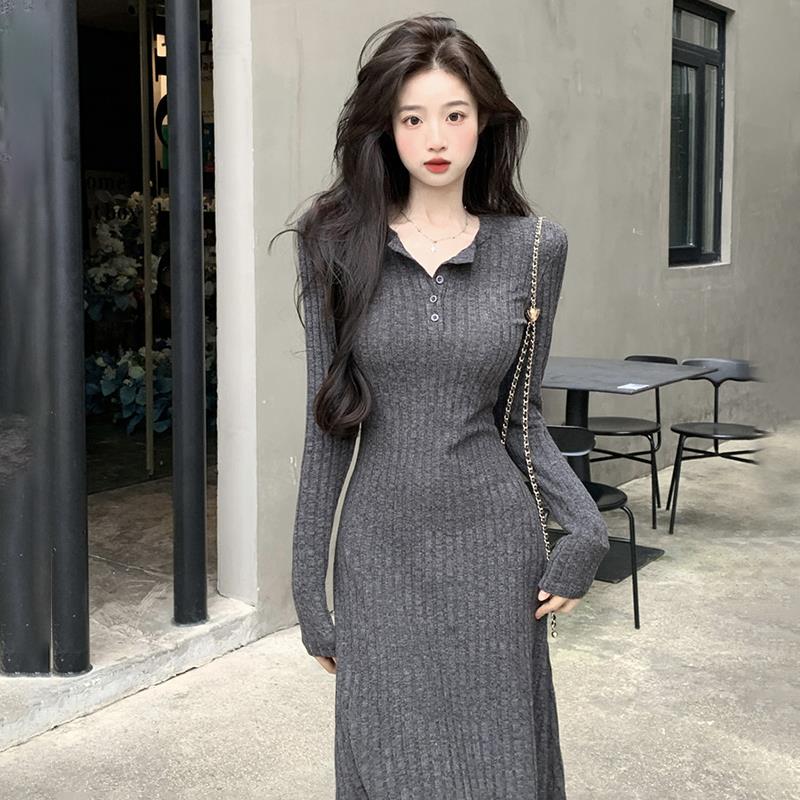 灰色针织长袖毛衣连衣裙女秋冬穿搭大衣内搭打底修身包臀小妈长裙