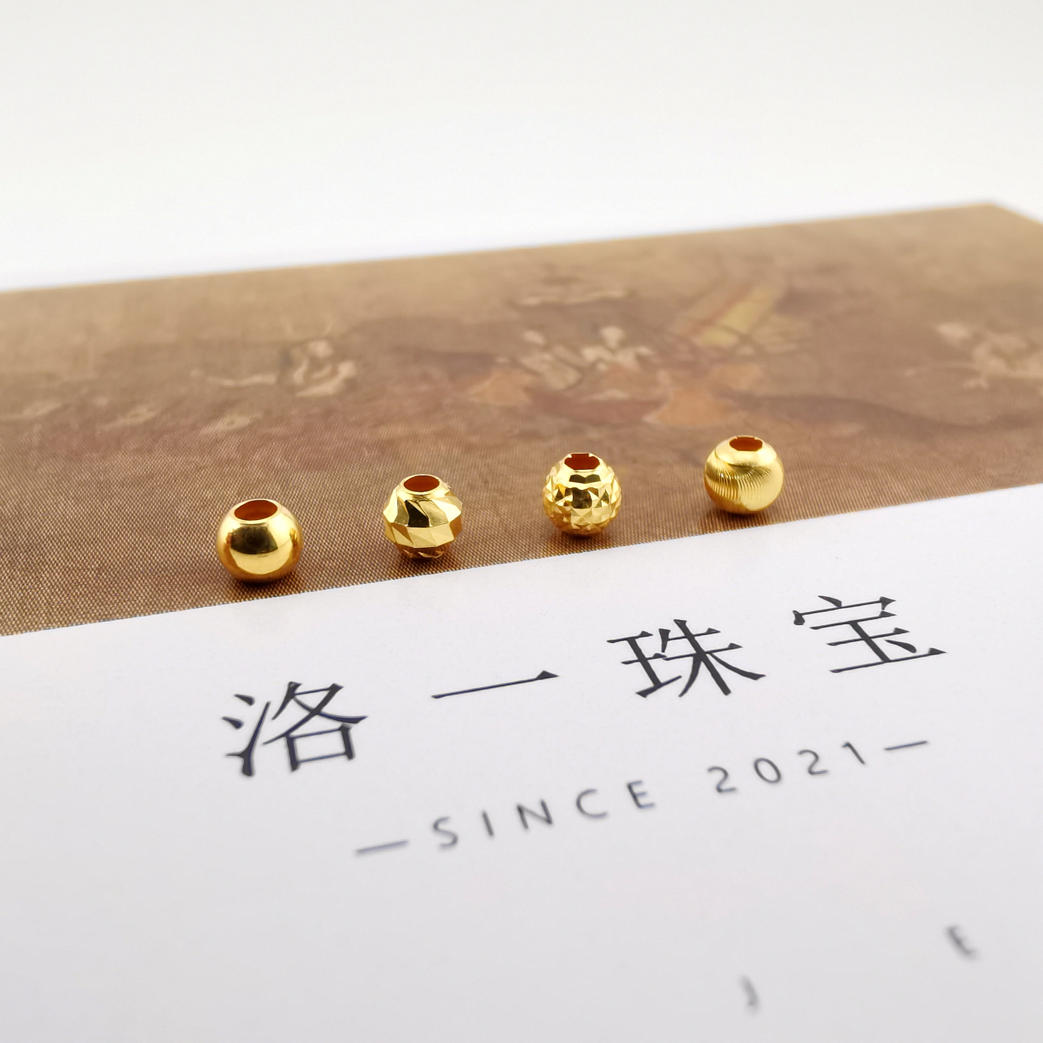 【洛一珠宝】18K金金珠小点位配珠（4个一组）