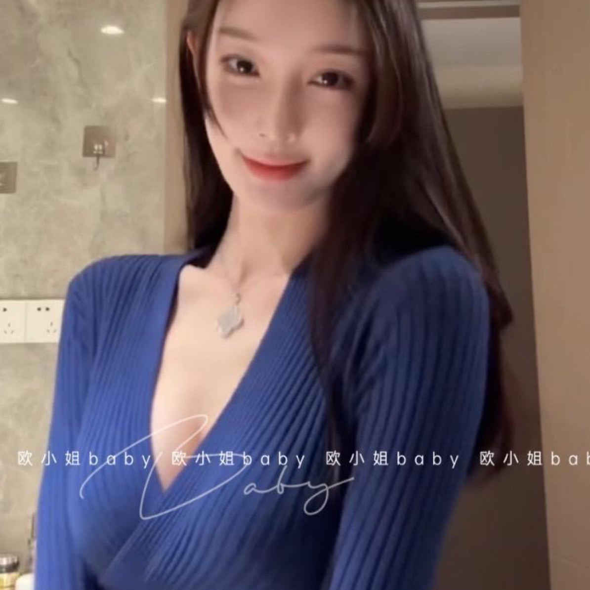 包袖休闲风常规款女长袖毛针织衫拼接冬季圆领套头款