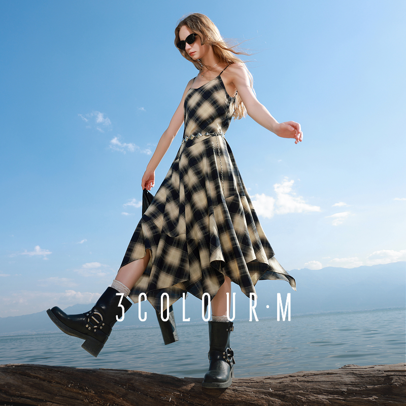 三彩2025夏季新款格纹吊带裙不规则拼接收腰长裙设计感连衣裙女M
