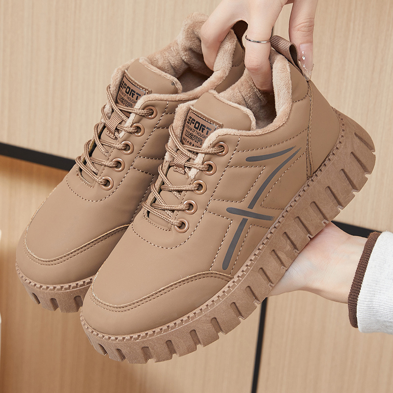 冬季新款女士棉靴加绒保暖防滑一脚蹬时尚休闲防水皮面棉鞋