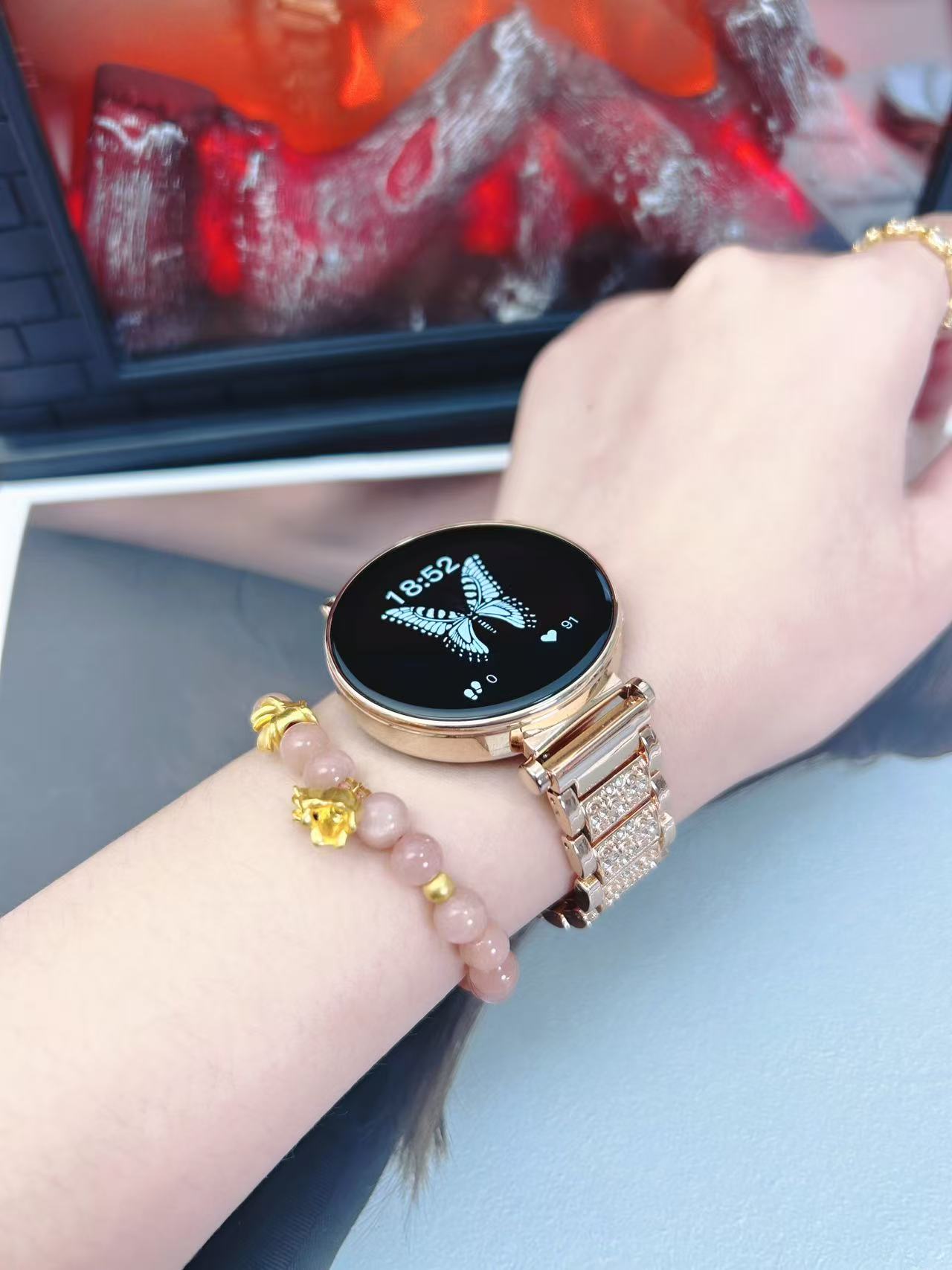 （蛇年限定 ）新款顶配智能手表，AM0lED屏幕蓝牙通话离线语音3D导航