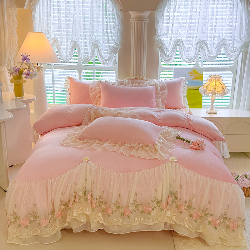 法式公主风韩版蕾丝牛奶绒床盖四件套柔软被套床单高端床上用品