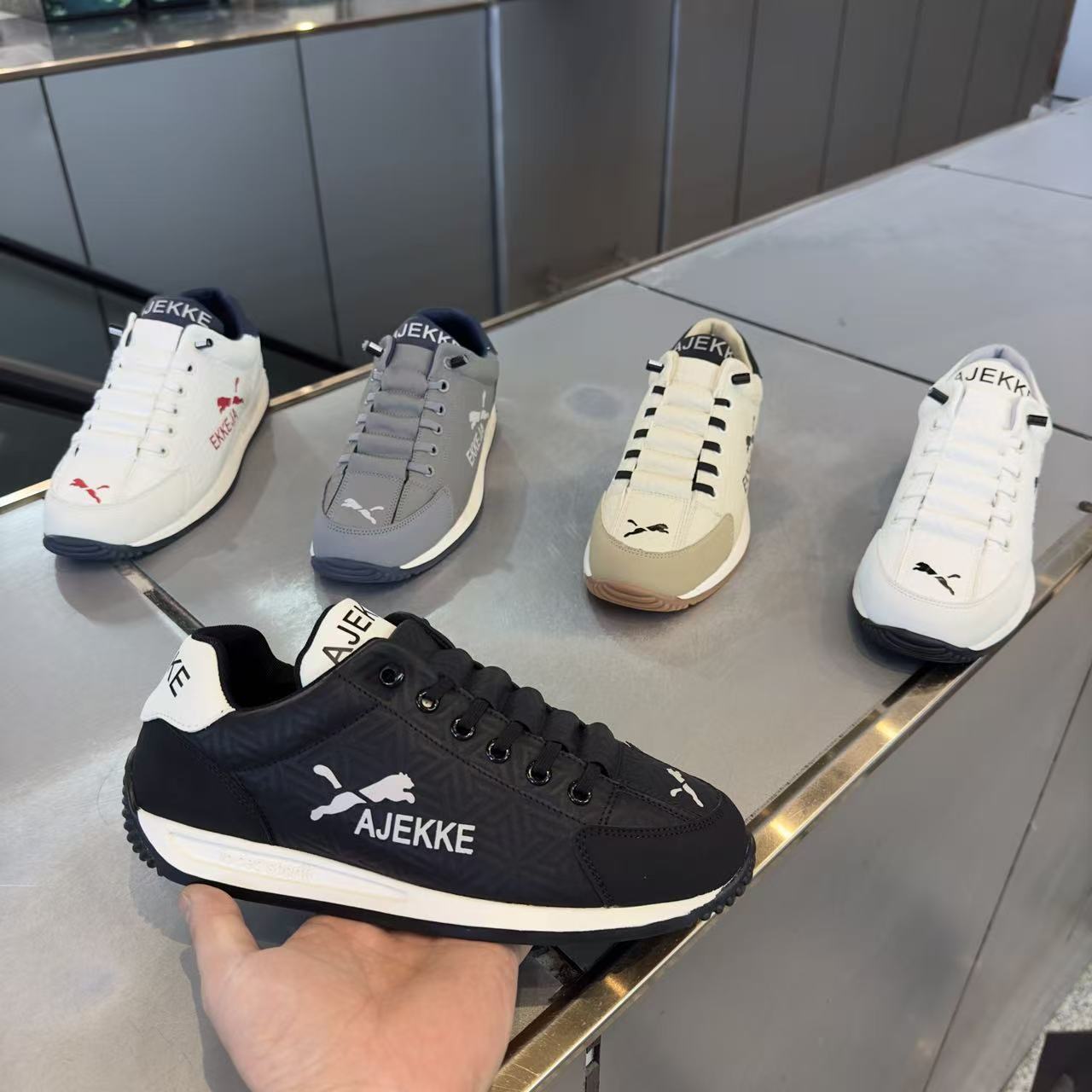 男士阿甘鞋极简风低跟一脚蹬运动休闲鞋板鞋潮流板鞋男款运动鞋