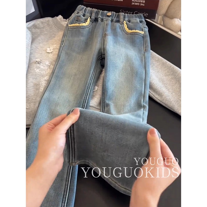 女童牛仔裤秋冬款2025新款洋气儿童加绒加厚微喇冬季一体绒喇叭裤