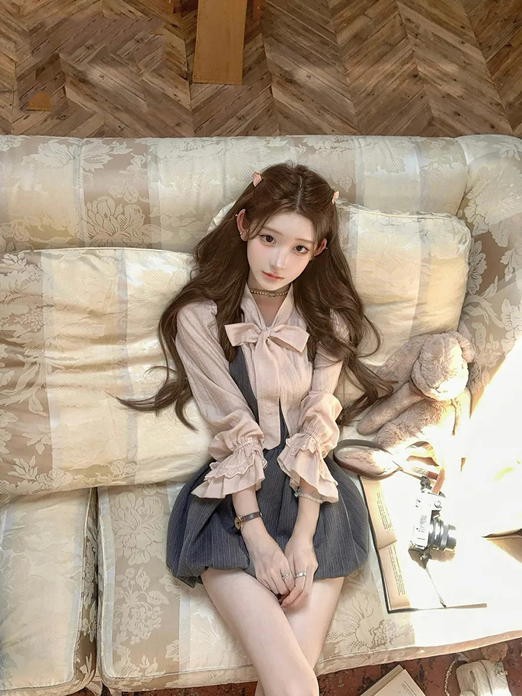 【恋恋日记】法式温柔风荷叶边蝴蝶结衬衫女秋季显瘦背带花苞裤套装