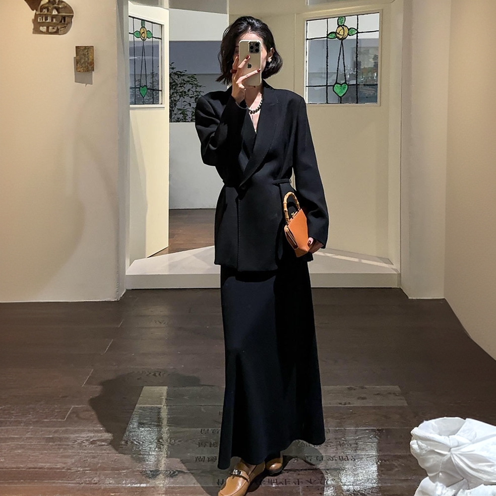 正式场合女神范气质高级感气场强大小香风黑色西装半身裙套装秋季