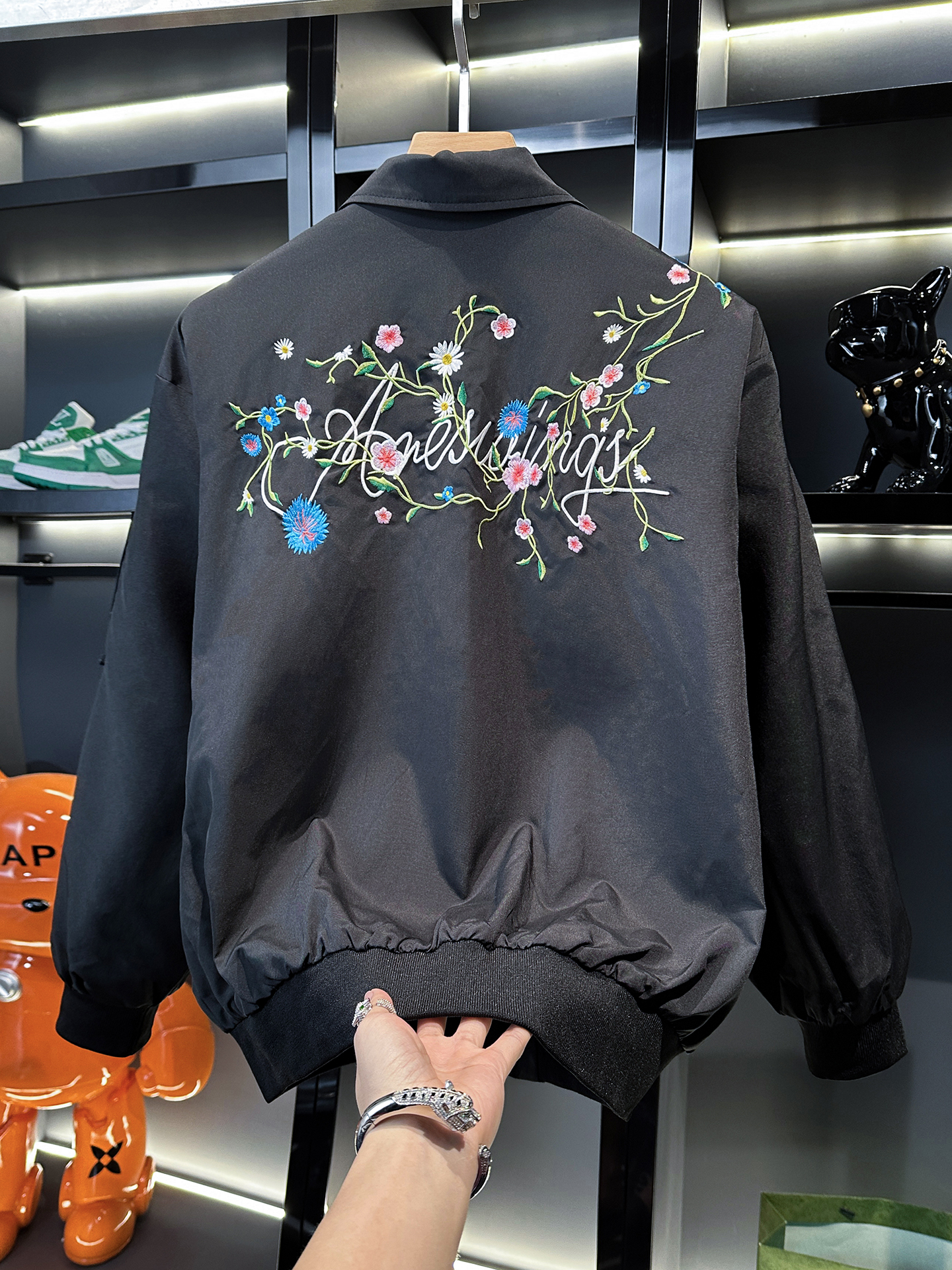 美式花卉刺绣飞行夹克男生春秋新款cleanfit翻领棒球服情侣外套潮