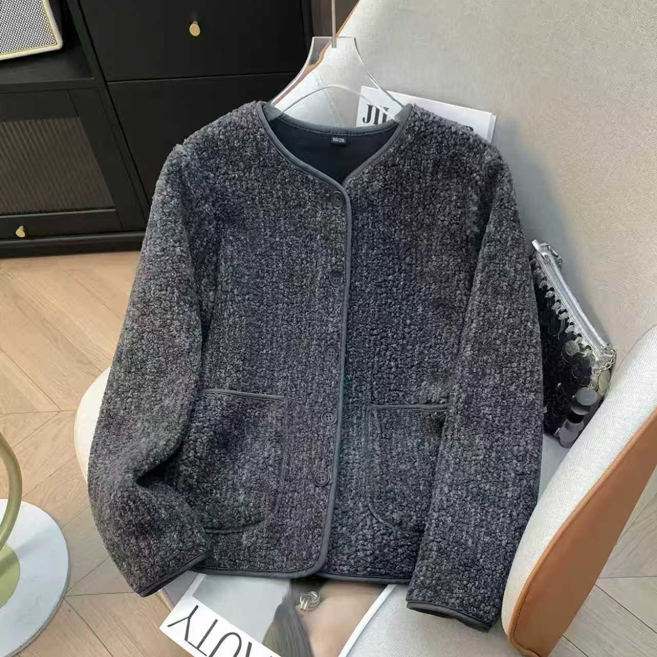 女士保暖外套2025仿羊羔绒圆领开衫女装秋冬小香风加厚毛毛上衣