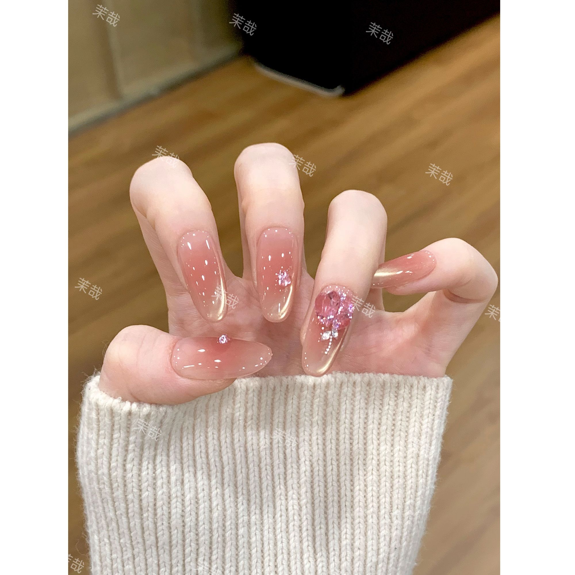 茉哉I【豆蔻年华】纯手工定制美甲拆卸穿戴甲A5287