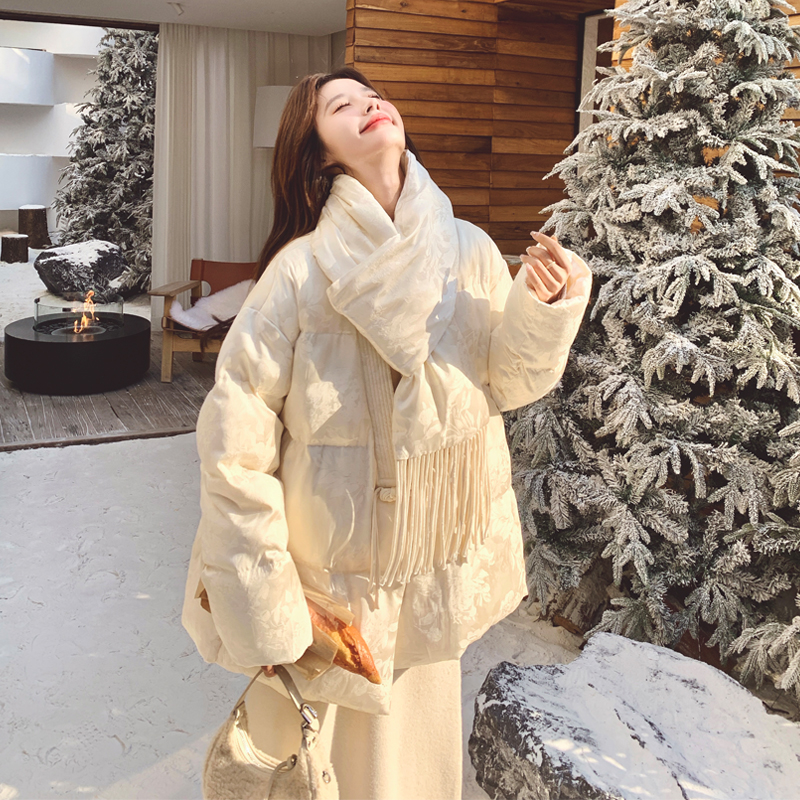 新中式盘扣提花围脖羽绒服女2025冬季高级感法式保暖90白鸭绒外套