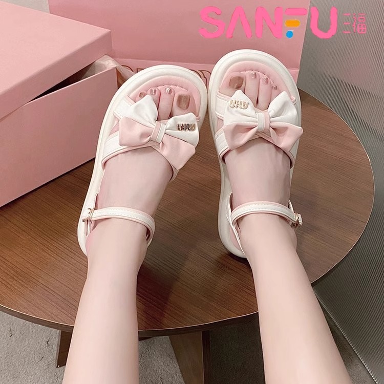 SANFU/三福可爱风松糕软底凉鞋女2025夏季新款配裙子轻便时装凉鞋