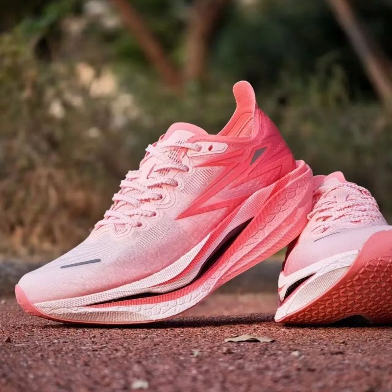 李宁联名FRYILY飞燃4.0临界点发泡马拉松全掌碳板中学生体考跑鞋