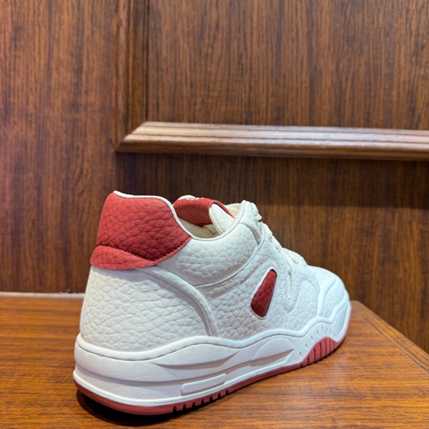 广州秋冬新品男士时尚潮流休闲鞋