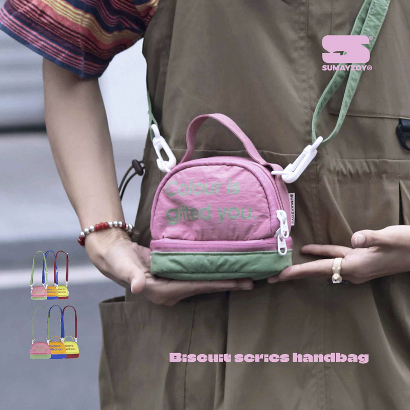 SUMAYZOY斜挎包多巴胺洗漱化妆收纳包拼色单肩手提包保龄球包挎包