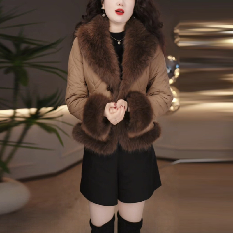 加绒加厚短款外套2025冬季新款氛围感时尚修身显瘦保暖小个子上衣