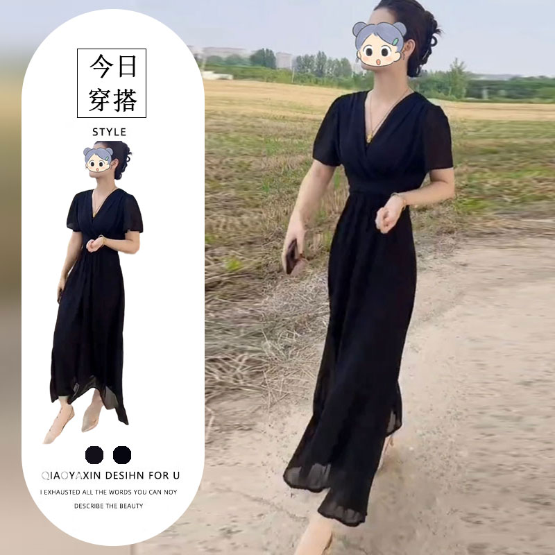 法式V领2025夏季时尚显瘦气质女士网红洋气连衣裙百搭款长裙