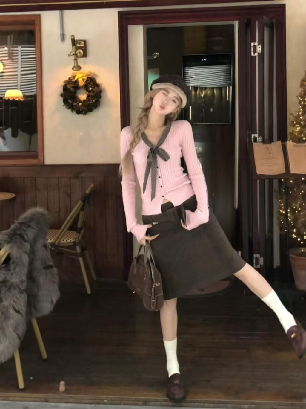 韩系粉色格纹系带v领麻花毛衣女秋冬新款修身内搭针织打底衫上衣