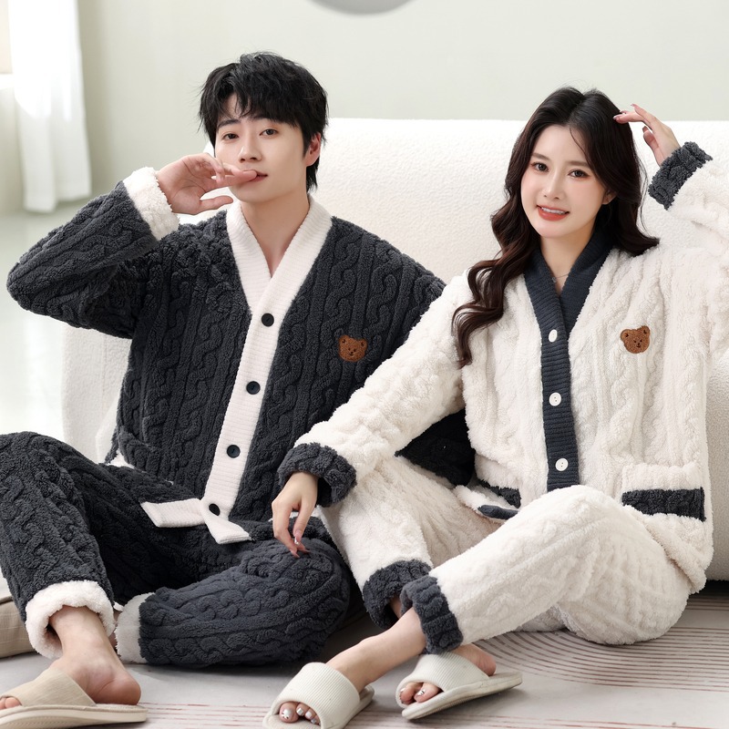 居家情侣睡衣珊瑚绒男士可外穿秋冬季女加厚加绒保暖家居服法兰绒