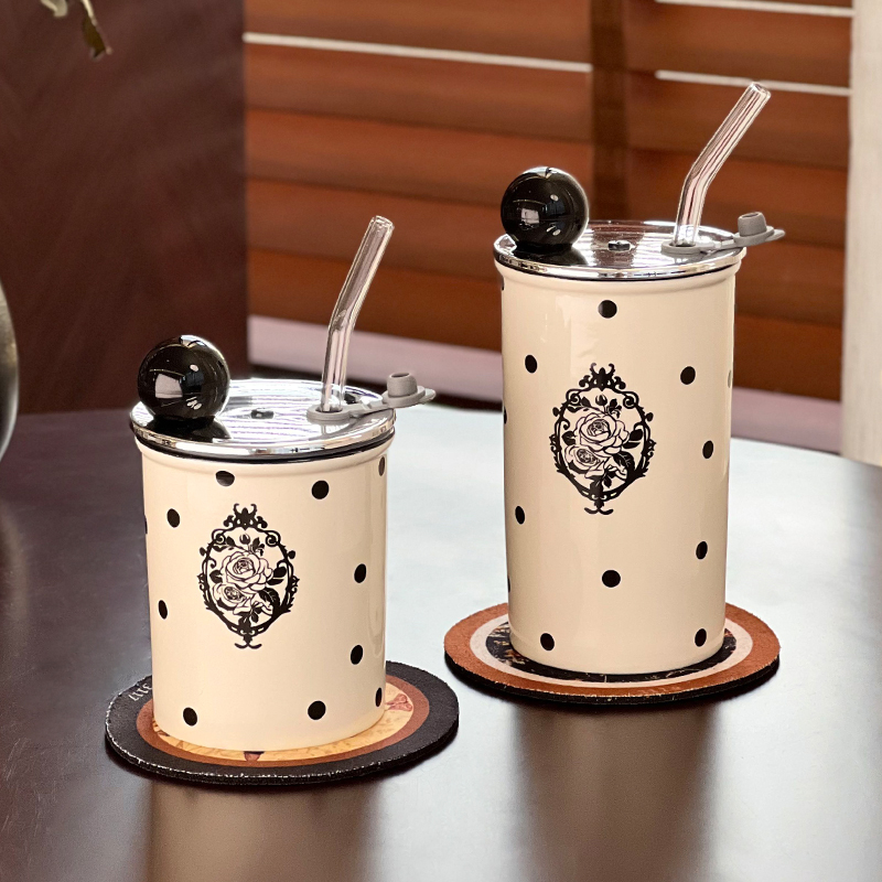 尊慕斯中古风陶瓷吸管杯女生轻奢高颜值2025新款大容量办公室水杯