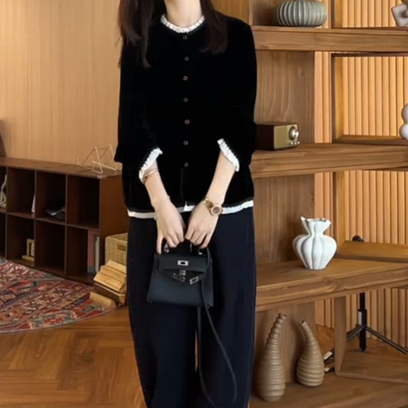 时尚法式木耳边丝绒长袖洋气衬衫女2026秋季新款气质减龄显瘦衬衣