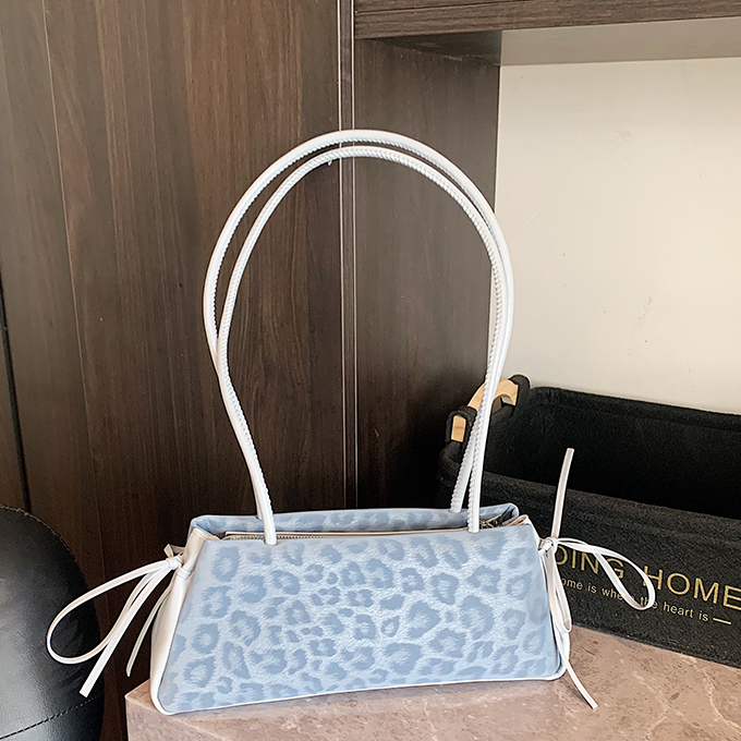 韩版豹纹腋下包包女式2025新款时尚复古手提单肩包高级质感法棍包