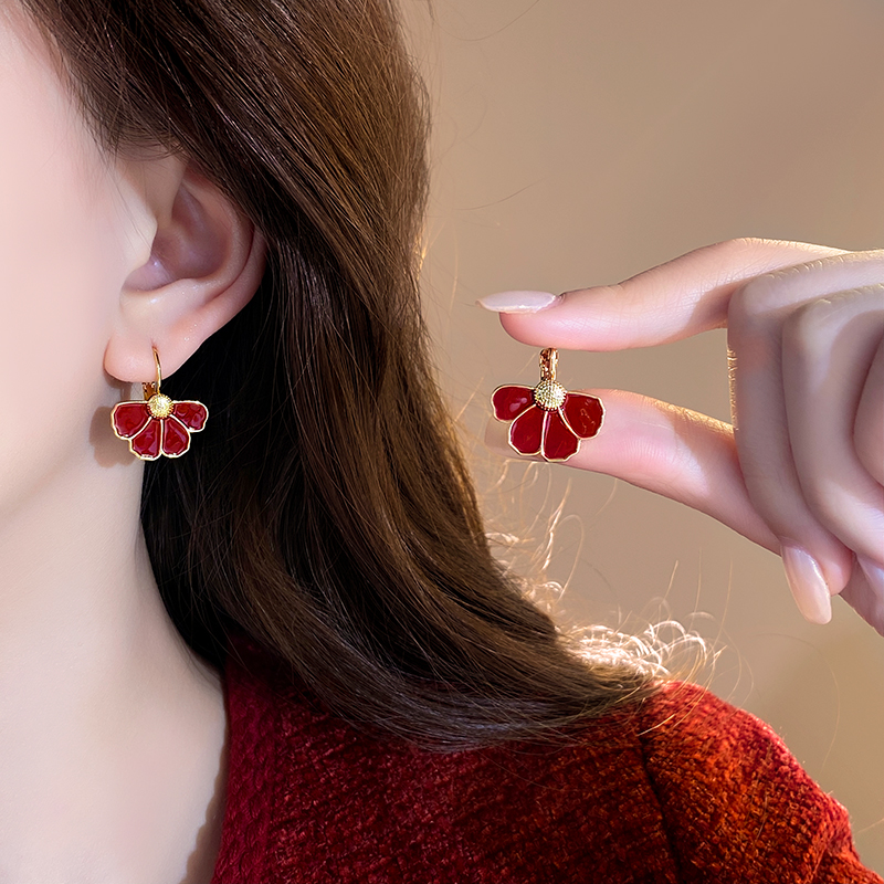 合金耳饰 红色雏菊花朵耳环女2025年新款爆款秋冬高级感独特耳钉