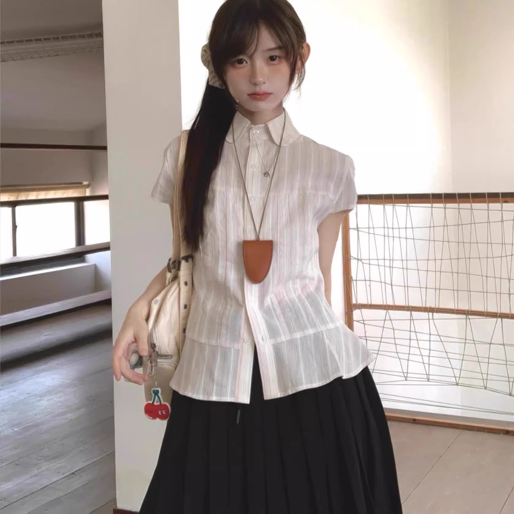 韩系甜美风粉色短袖衬衫女2025夏季新款设计感收腰小飞袖短款衬衫