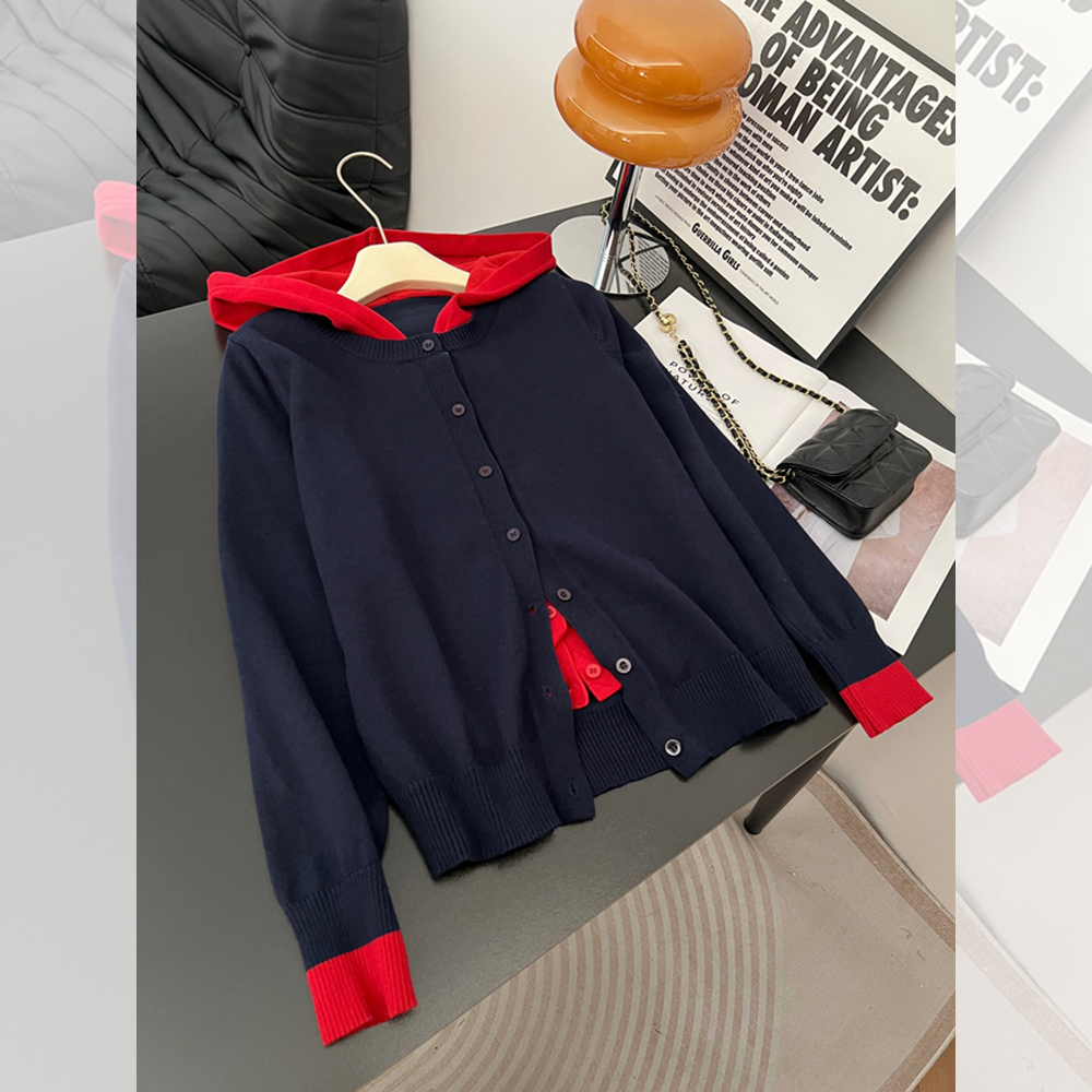 宽松显瘦毛衣上衣秋冬新款胖MM大码女装撞色假两件连帽针织开衫女