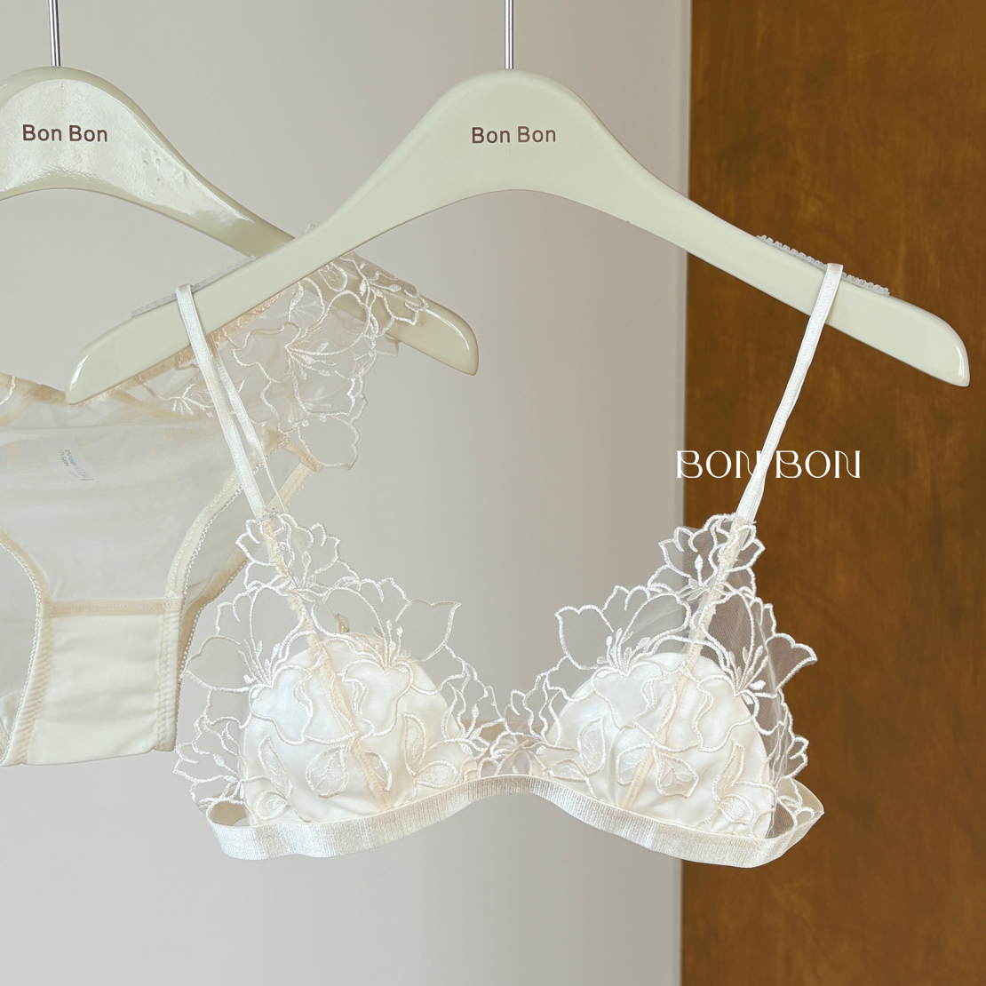 月下流光~法式性感内衣女超薄无钢圈纯欲风蕾丝美背文胸罩套装夏