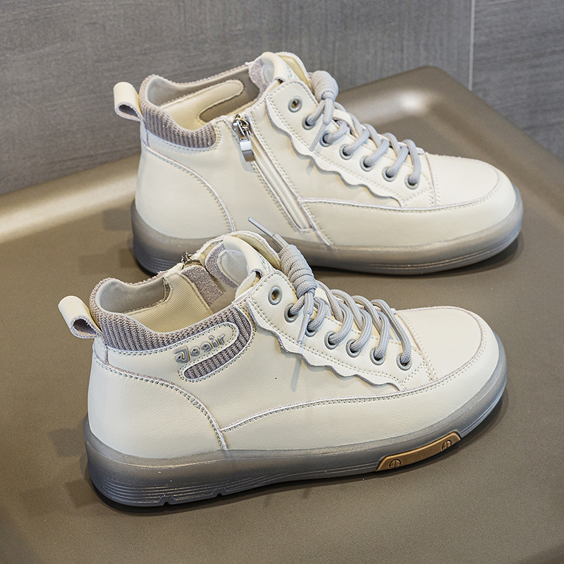 女款马丁靴春秋季2025新款牛筋软底防滑真皮透气舒适轻盈百搭平底