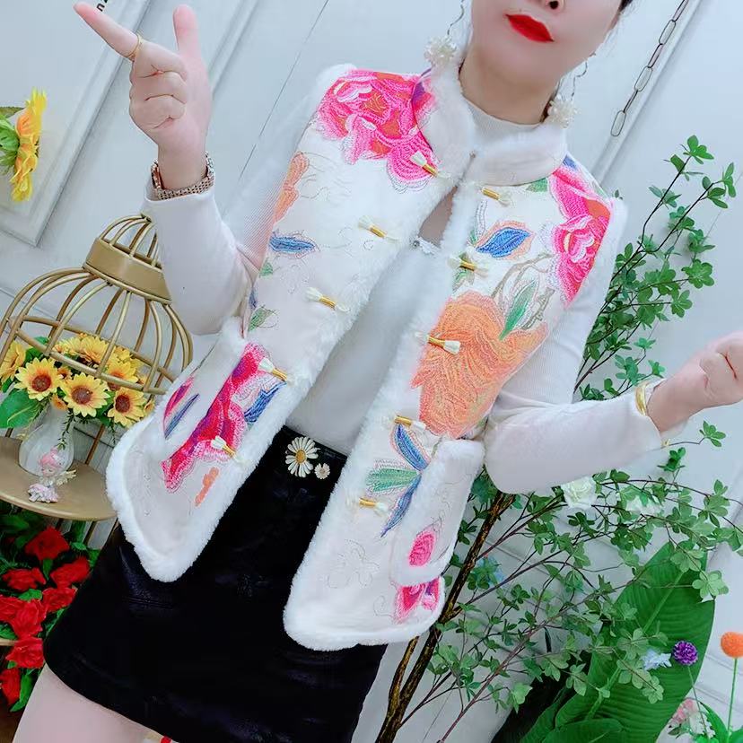 新款中式盘扣马甲加绒加厚保暖秋冬背心棉衣坎肩国风外套洋气