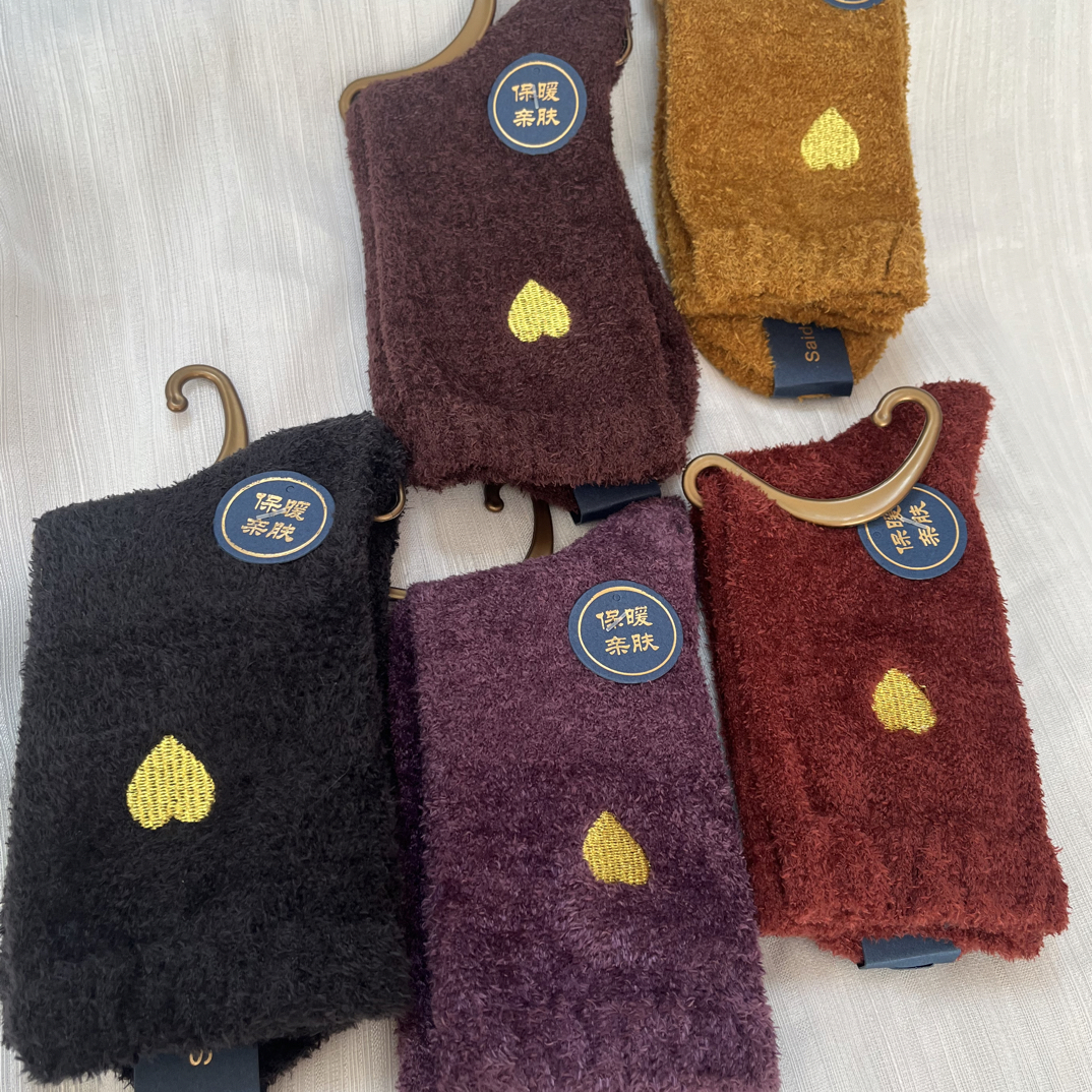 松口冬季保暖羽毛纱刺绣女款睡眠家居可爱甜美