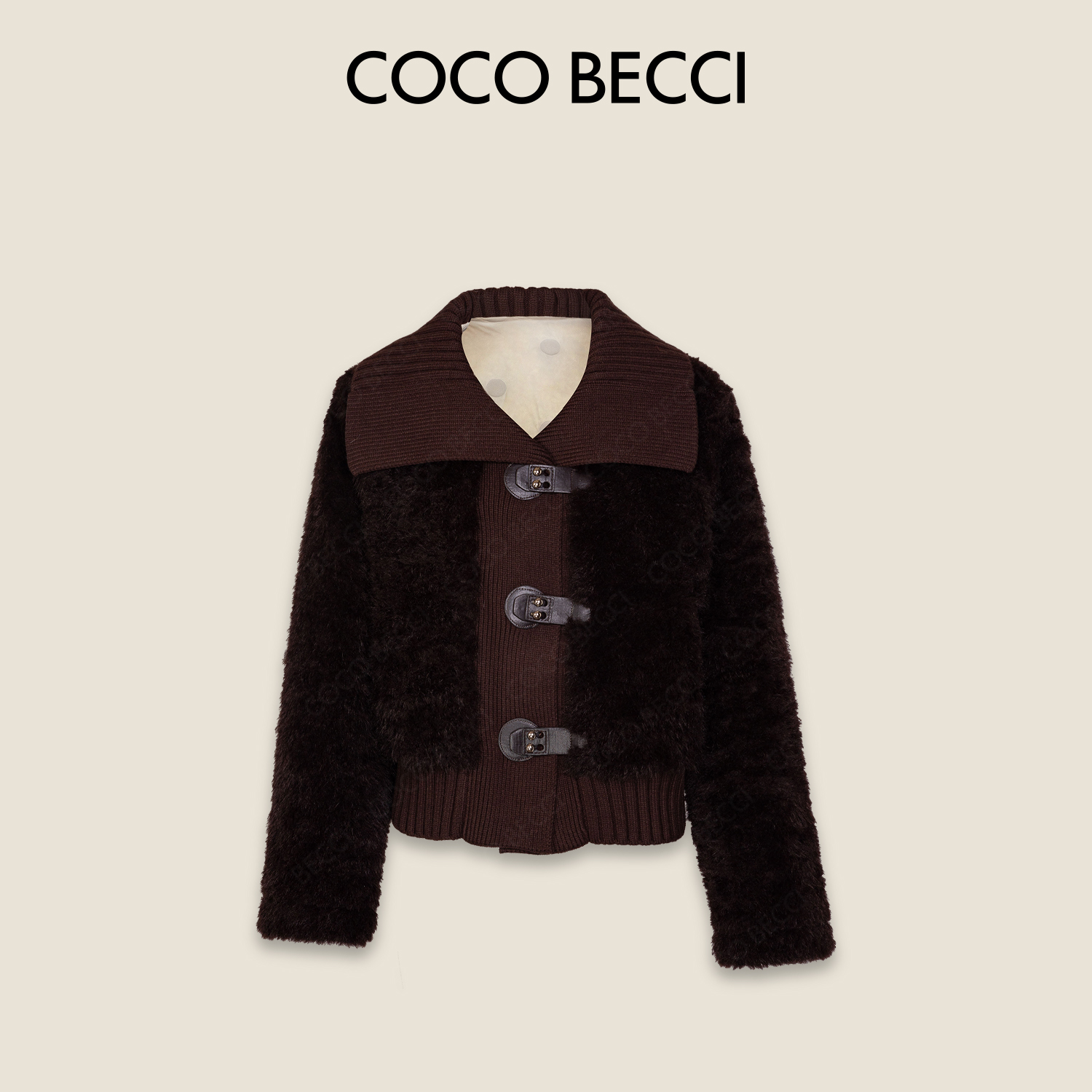COCO BECCI【生巧慕斯】90白鸭复古翻领皮毛羽绒外套CFLJD200285