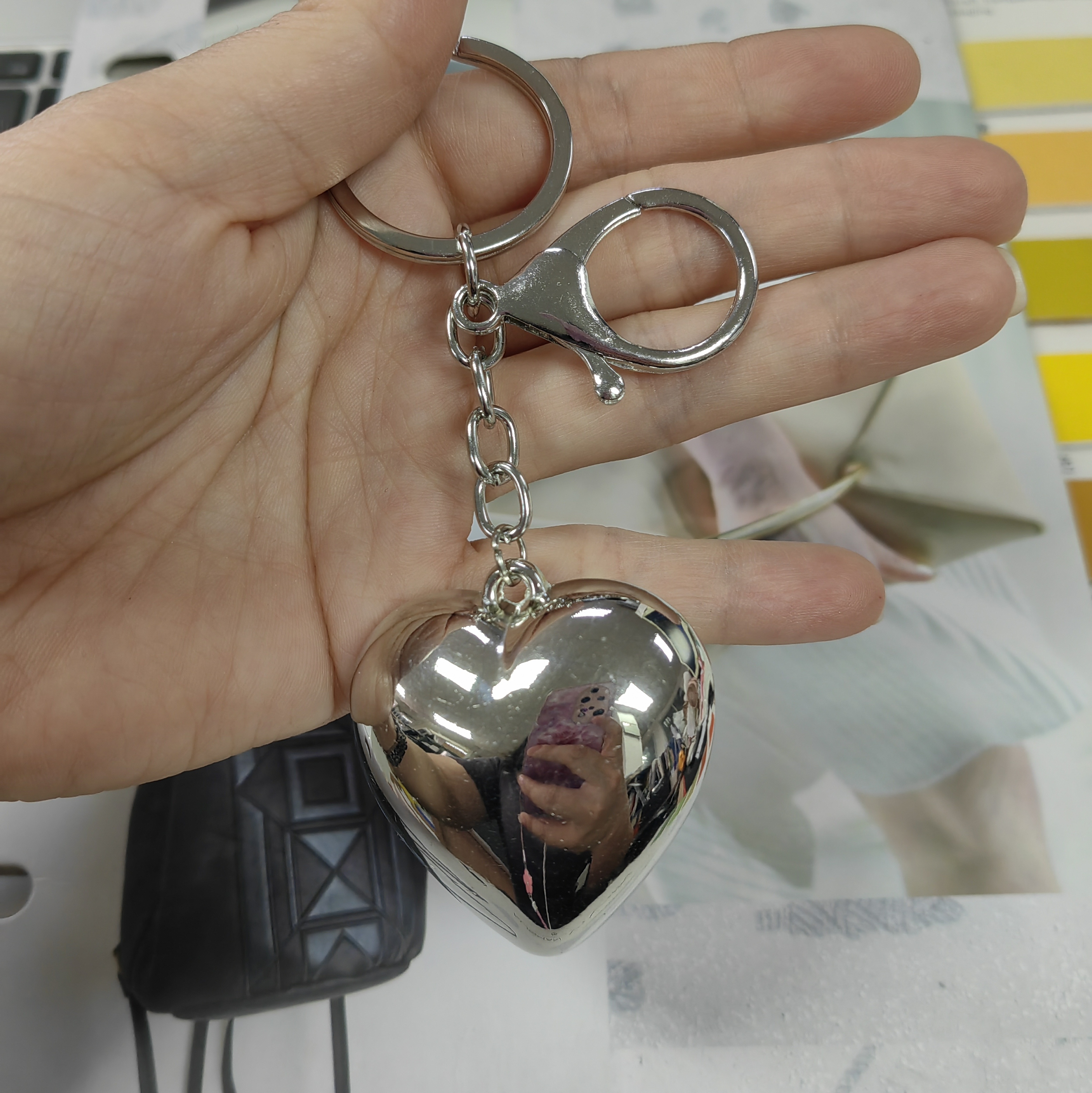 韩国ins风时尚简约设计银色立体精美心形手机吊坠钥匙扣包挂件