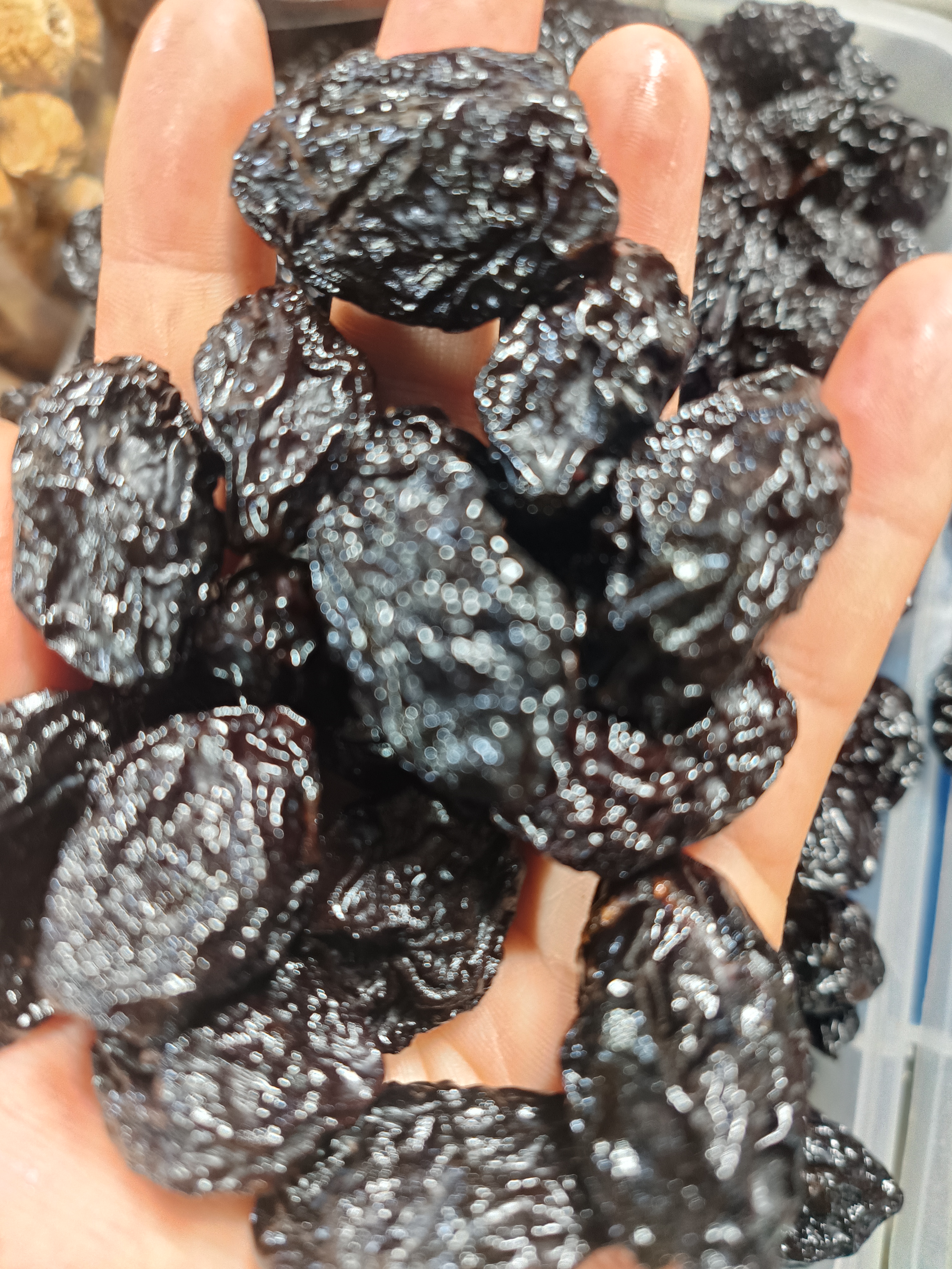 新疆喀什西梅干梅子酸甜软糯个大肉厚营养无核休闲零食新疆西梅干