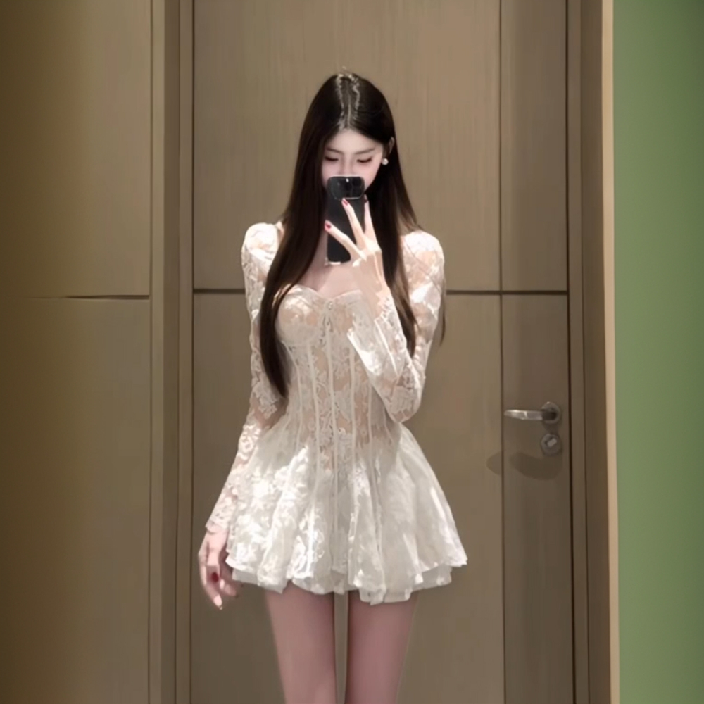 Y8565mm法式高级感收腰蕾丝连衣裙春夏芭蕾风春游出行衣服蓬蓬裙