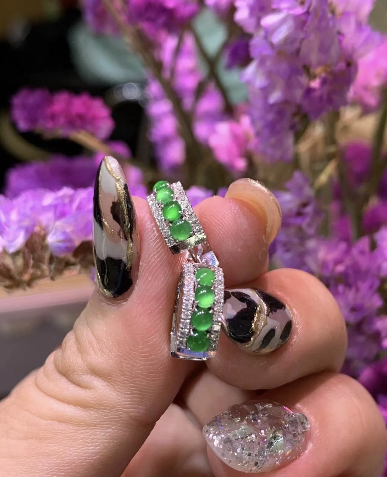 爆款新款S925银镶嵌天然A货高冰阳绿蛋面翡翠耳扣时尚百搭耳饰