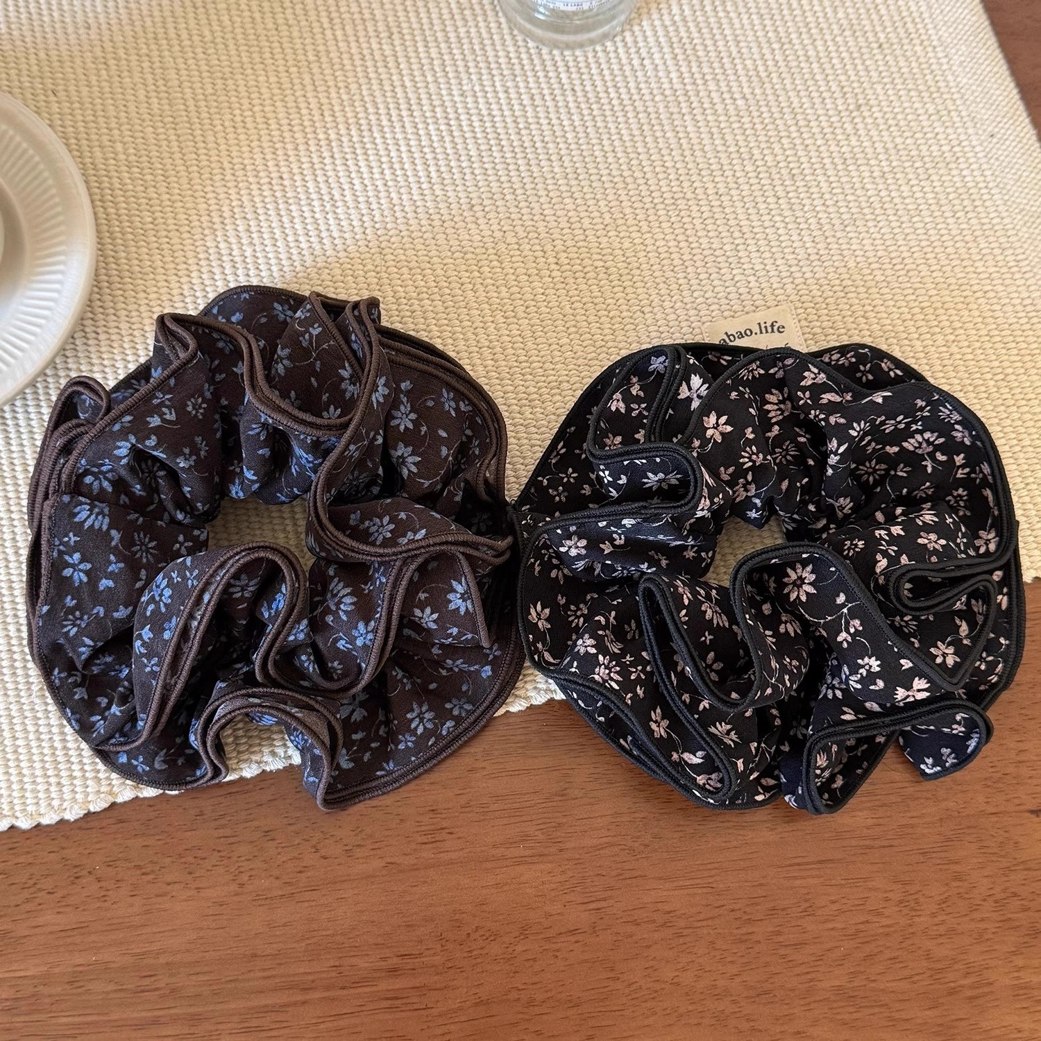 韩版百搭时尚复古头绳色温柔秋冬四层大肠黑色咖发绳蓝碎花头花