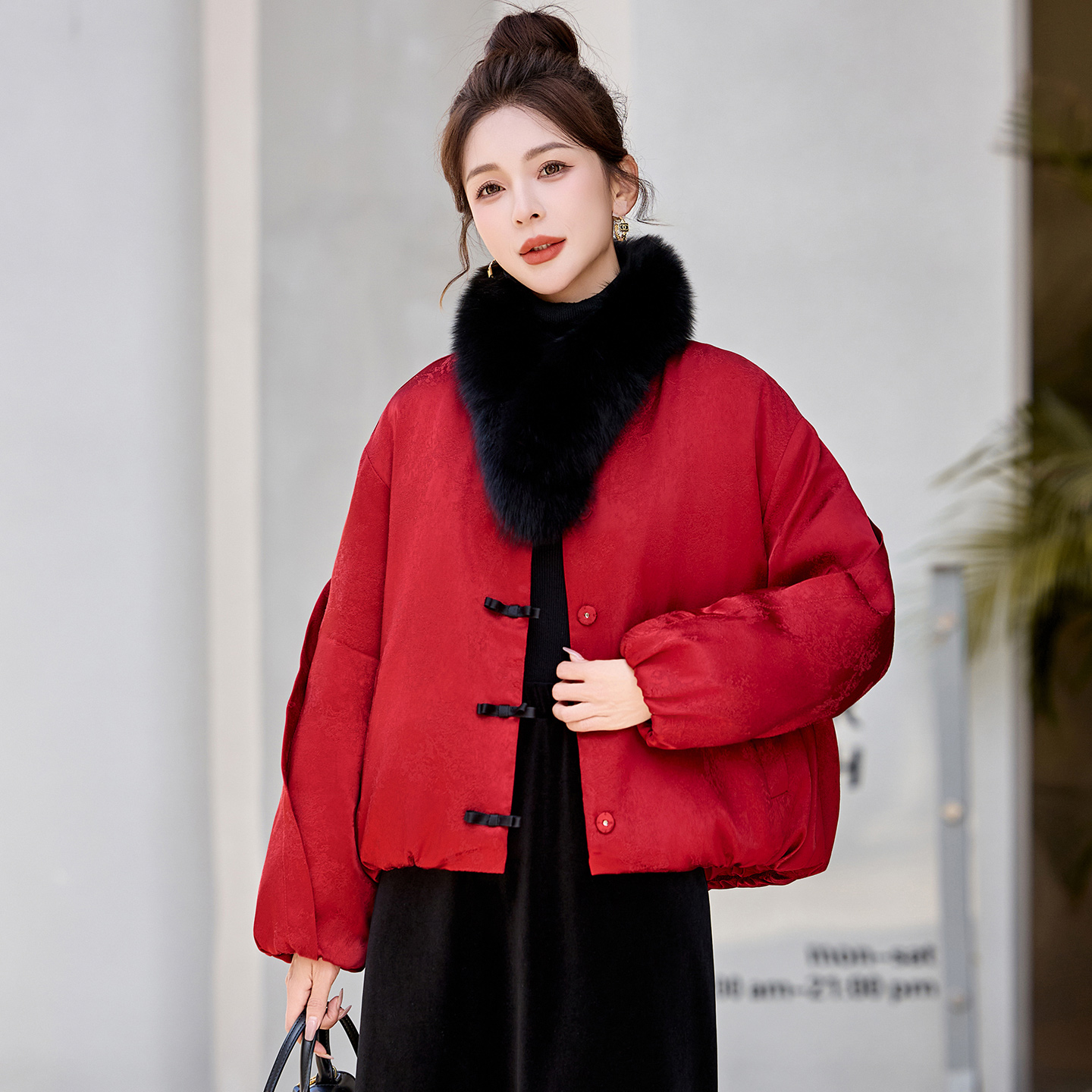 新中式高级感羽绒服女2025冬爆款真狐狸毛可拆卸领口90白鸭绒外套